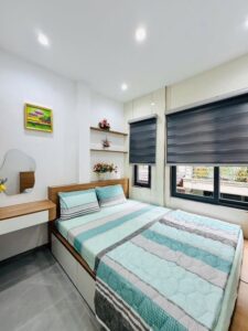 Nhà Hẻm Xe Hơi Thống Nhất,