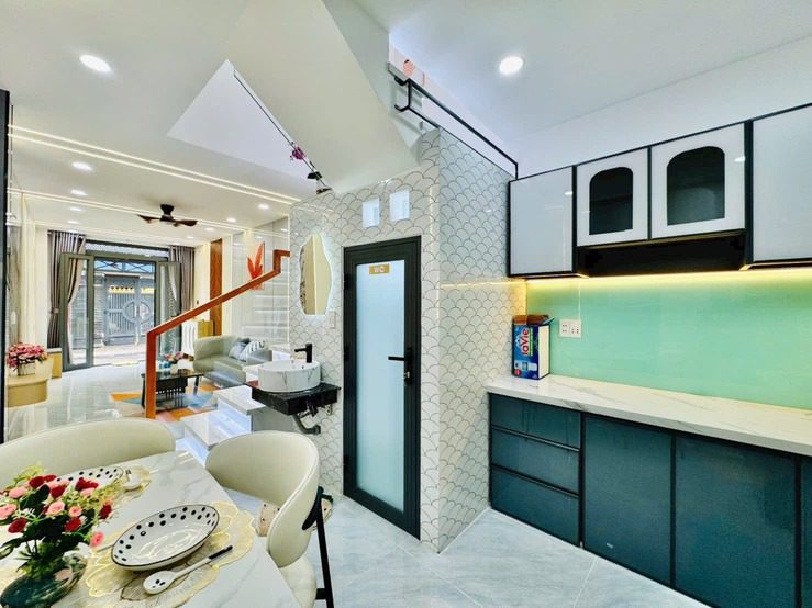 Bán Nhà Gò Vấp Hẻm Xe Hơi Gần Emart