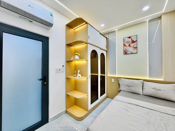 Bán Nhà Gò Vấp Hẻm Xe Hơi Gần Emart