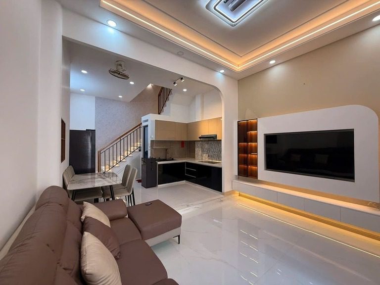 BÁN NHÀ ĐẸP 688 QUANG TRUNG P.11 GÒ VẤP