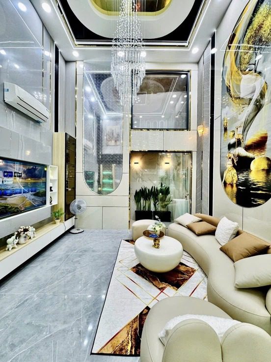 Bán Nhà Gò Vấp Có Thang Máy - Hẻm 8m Thông - Sát Emart Phan Huy Ích