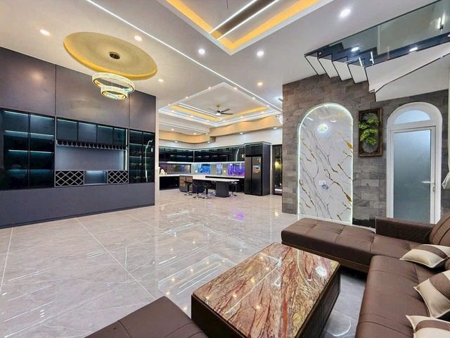 BÁN BIỆT THỰ SÂN VƯỜN SIÊU VIP GÒ VẤP
