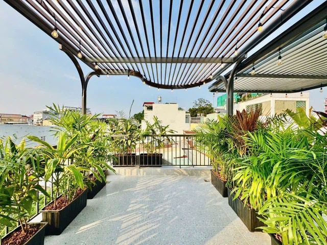 SIÊU PHẨM 5 TẦNG SÁT CITYLAND PHAN VĂN TRỊ – HẺM XE HƠI