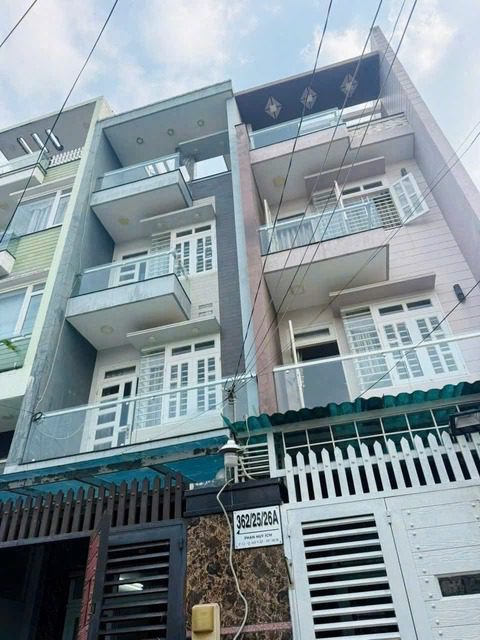 SIÊU PHẨM HẺM 8M CÓ VỈA HÈ – ĐỐI DIỆN EMART PHAN HUY ÍCH