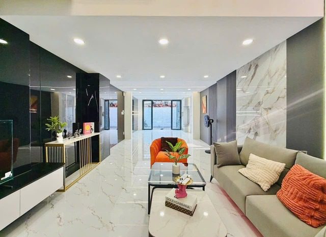 BÁN NHÀ PHỐ GÒ VẤP - TRỤC NGUYỄN VĂN KHỐI P8