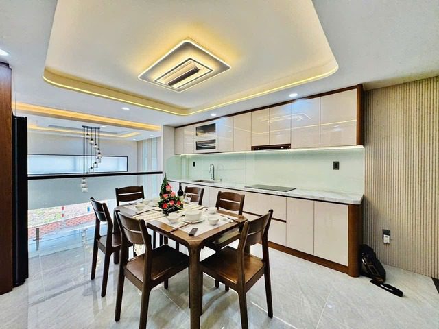 BÁN NHÀ THANG MÁY ĐƯỜNG LÊ ĐỨC THỌ P17 GÒ VẤP