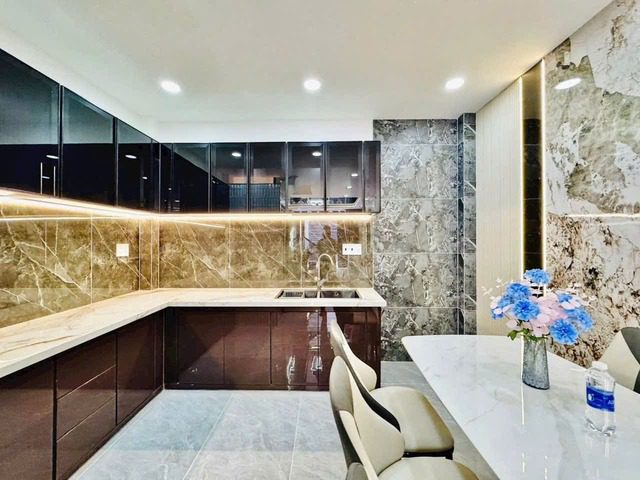 Bán Nhà Mới Emart Phan Huy Ích Gò Vấp Sổ Hồng