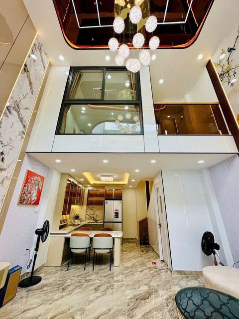 NHÀ PHỐ 5 TẦNG LÝ THƯỜNG KIỆT GÒ VẤP