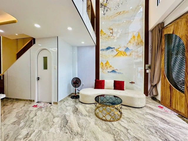 NHÀ PHỐ 5 TẦNG LÝ THƯỜNG KIỆT GÒ VẤP
