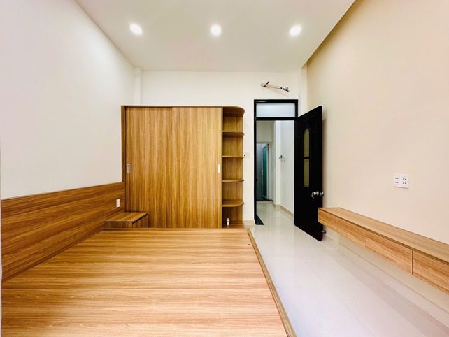 NHÀ ĐẸP PHAN HUY ÍCH ĐƯỜNG 10M GÒ VẤP