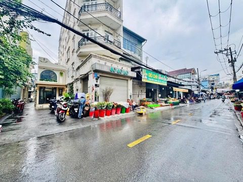 BÁN NHÀ MẶT TIỀN THỤT 10M DƯỚI 7 TỶ