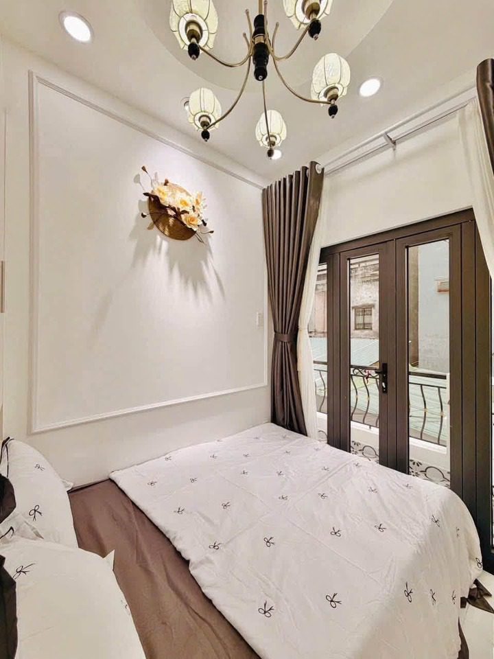 BÁN NHÀ LÝ THƯỜNG KIỆT P.HẠNH THÔNG