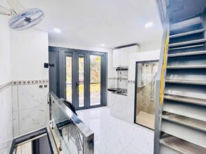 BÁN NHÀ MẶT TIỀN TRƯƠNG ĐĂNG QUẾ P.1