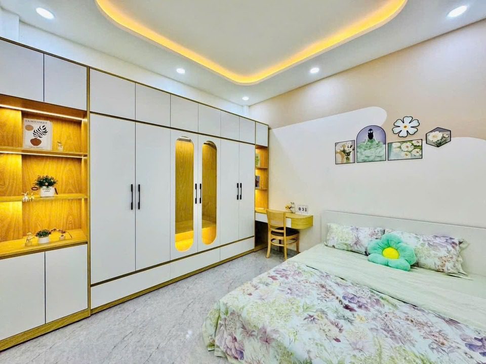 BÁN NHÀ GÒ VẤP ĐƯỜNG SỐ 4 P.11