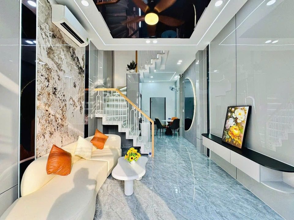 BÁN NHÀ GÒ VẤP SÁT EMART PHAN HUY ÍCH
