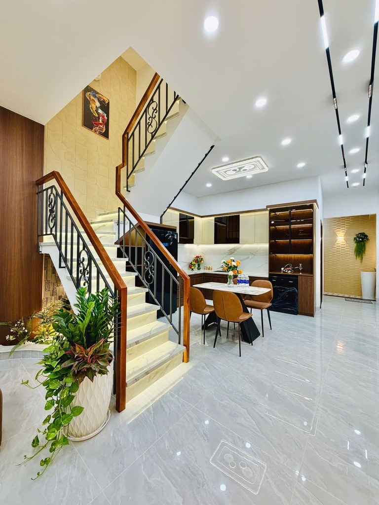 BÁN NHÀ GÒ VẤP 49 ĐỖ THÚC TỊNH