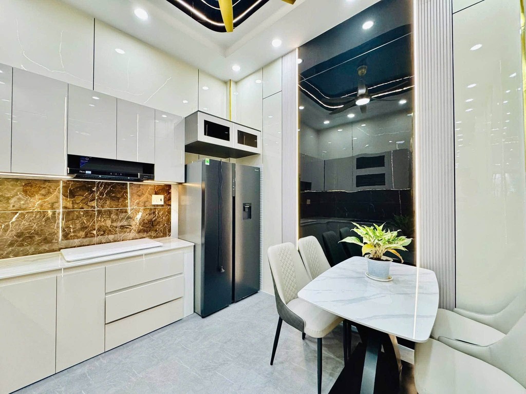 BÁN NHÀ GÒ VẤP HẺM 1074 QUANG TRUNG P.8