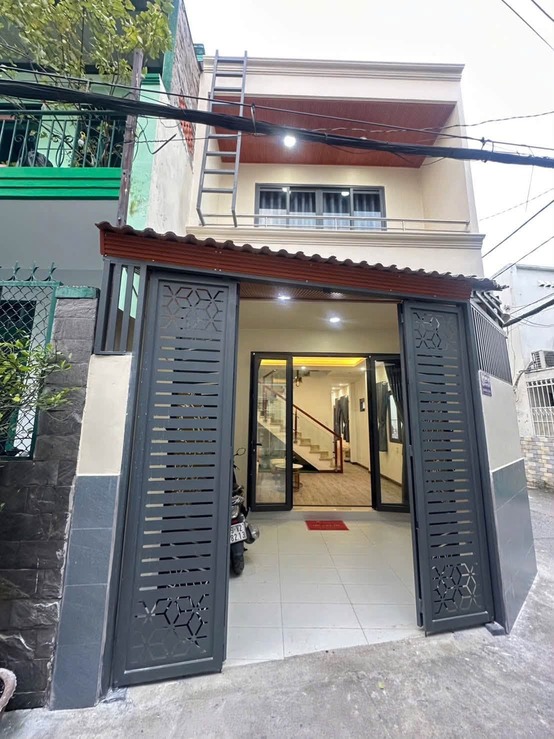 BÁN NHÀ GÒ VẤP 275 QUANG TRUNG P.10