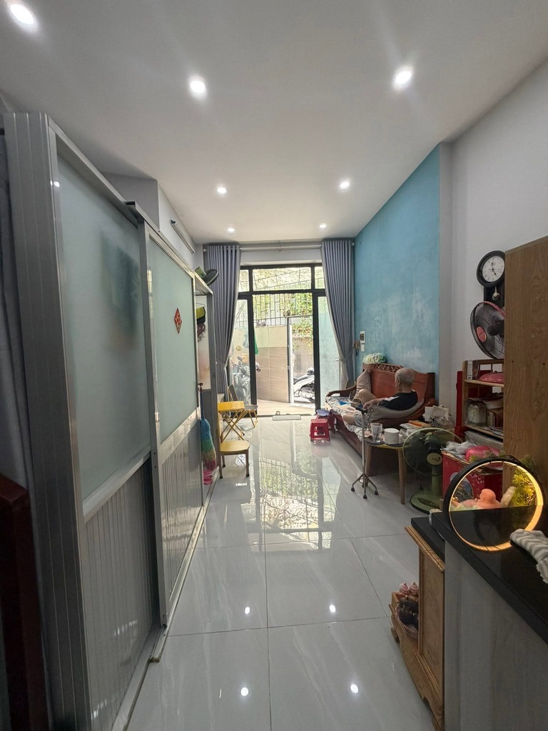 BÁN NHÀ GÒ VẤP 921 NGUYỄN KIỆM P.3