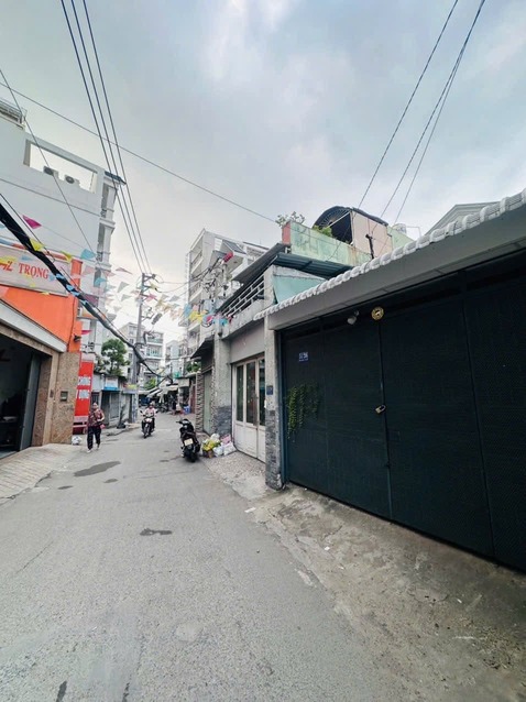 BÁN NHÀ CŨ NÁT 51 PHẠM VĂN CHIÊU P.14 GÒ VẤP