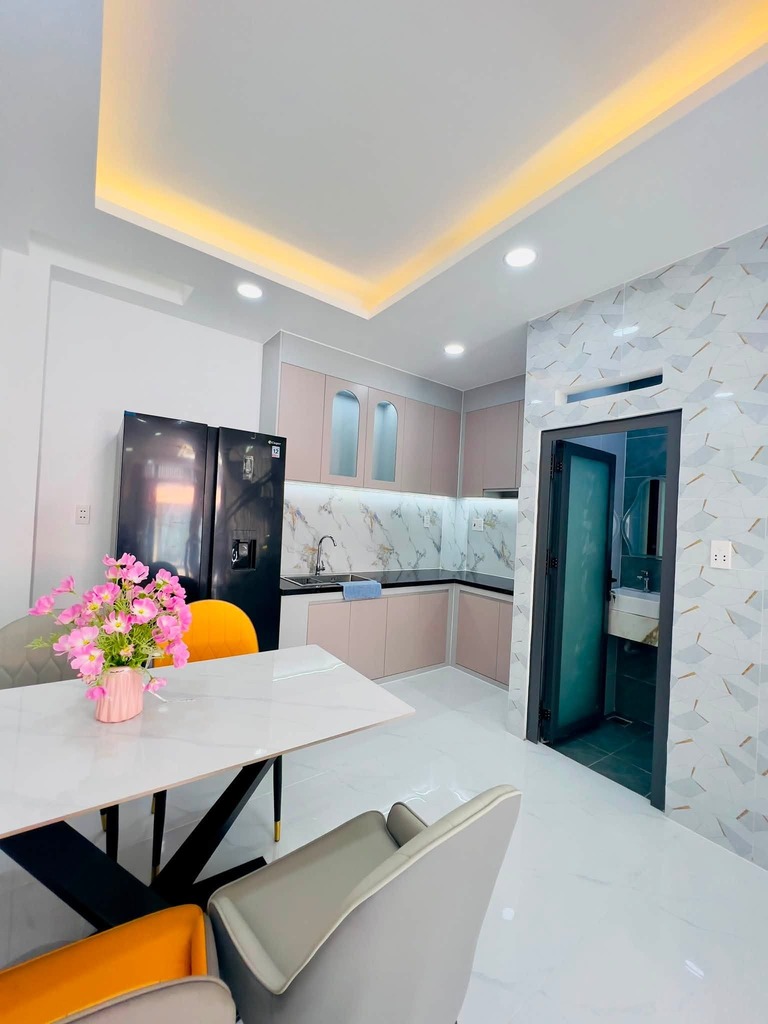 BÁN NHÀ 318 THỐNG NHẤT GÒ VẤP HẺM XE HƠI